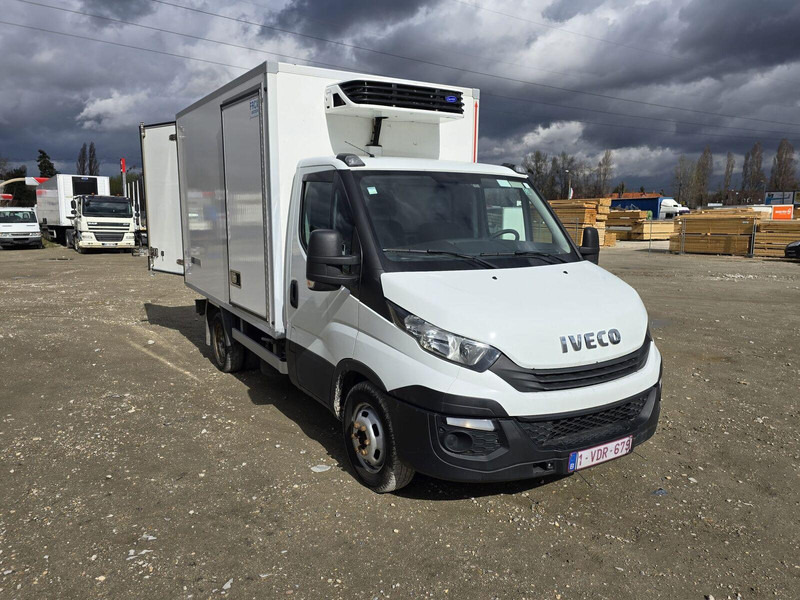 Iveco Daily 35-140 - Carrier Xarios 350 frigo - Utilitaire frigorifique: photos 1 Iveco Daily 35-140 - Carrier Xarios 350 frigo - Utilitaire frigorifique: photos 1