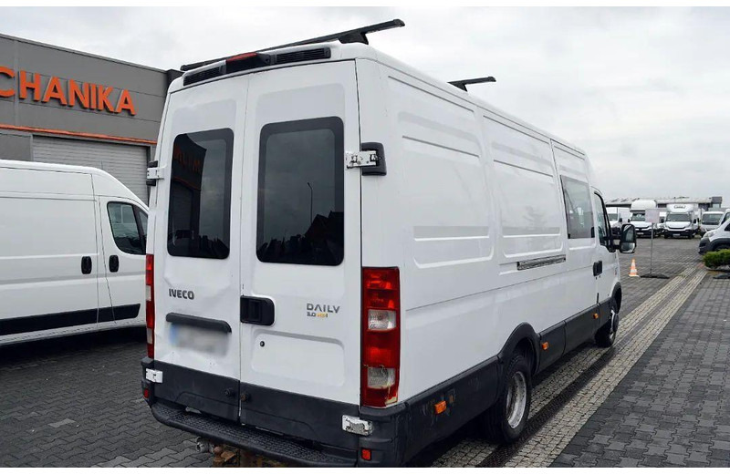 Iveco Daily 35C15 Blaszak L4H2 Brygadówka 6-seater Doka Dubel Cabin - Minibus, Transport de personnes: photos 4 Iveco Daily 35C15 Blaszak L4H2 Brygadówka 6-seater Doka Dubel Cabin - Minibus, Transport de personnes: photos 4