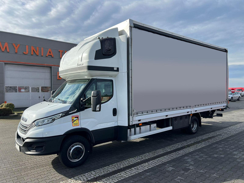 Iveco Daily 72C18 70C18 CURTAINE TILT+LIFT 1.HAND LED FULL OPTION - Camion à rideaux coulissants: photos 3 Iveco Daily 72C18 70C18 CURTAINE TILT+LIFT 1.HAND LED FULL OPTION - Camion à rideaux coulissants: photos 3