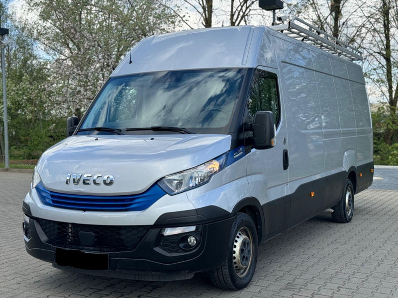 Iveco Daily Jumbo Maxi Van - Fourgon grand volume: photos 1 Iveco Daily Jumbo Maxi Van - Fourgon grand volume: photos 1