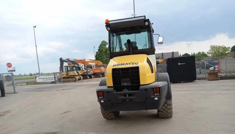 Komatsu WA 90-6 wheel loader - Chargeuse sur pneus: photos 1 Komatsu WA 90-6 wheel loader - Chargeuse sur pneus: photos 1