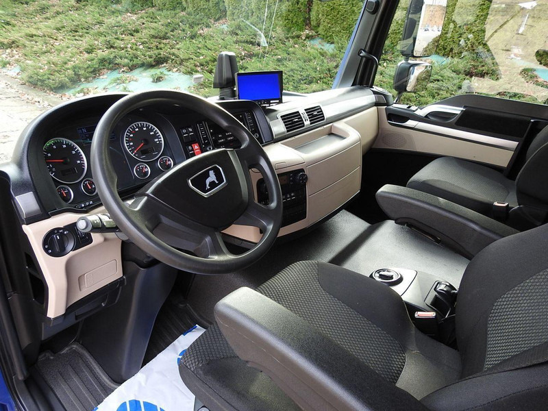 MAN TGL 12.220 KONTENER WINDA 18 PALET TEMPOMAT KLIMATYZACJA PNEUMAT - Camion fourgon: photos 2 MAN TGL 12.220 KONTENER WINDA 18 PALET TEMPOMAT KLIMATYZACJA PNEUMAT - Camion fourgon: photos 2
