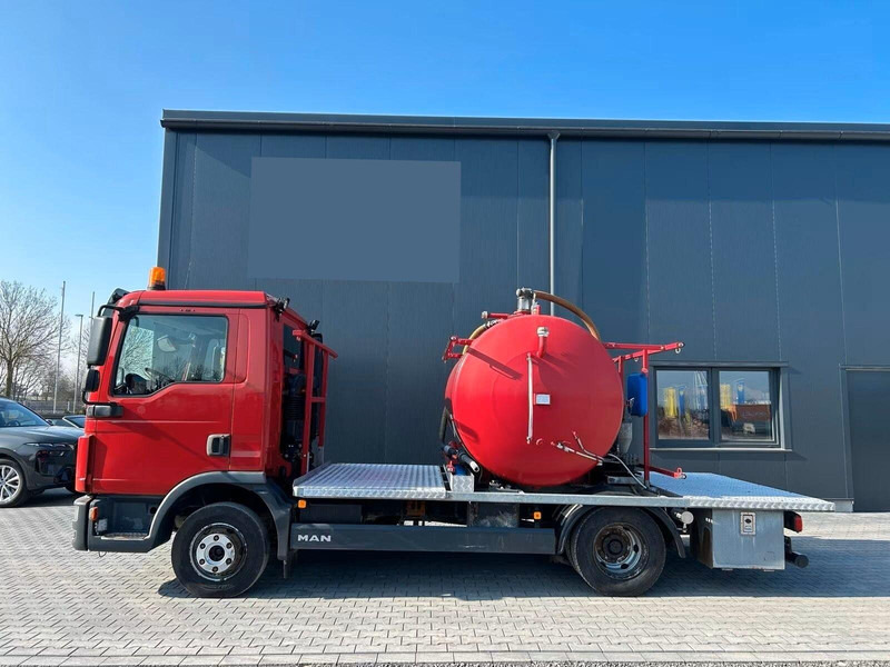 MAN TGL 8.180 - Vacuum truck - Camion hydrocureur: photos 4 MAN TGL 8.180 - Vacuum truck - Camion hydrocureur: photos 4
