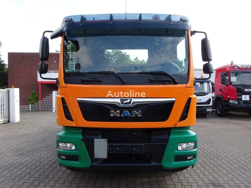 MAN TGM 18.340 Skip loader - Camion multibenne: photos 2 MAN TGM 18.340 Skip loader - Camion multibenne: photos 2
