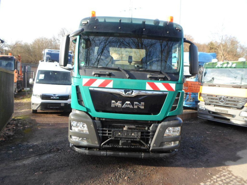 MAN TGS 26.420 Absetzkipper - Camion multibenne: photos 2 MAN TGS 26.420 Absetzkipper - Camion multibenne: photos 2