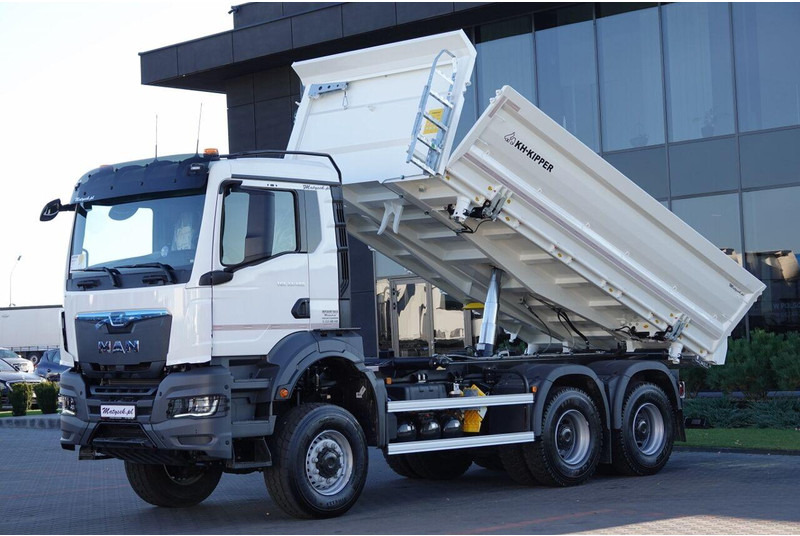 MAN TGS 33.TGS 33.480 / 6X6 / WYWROTKA 3 STRONNA / BORDMATIC / KH KI - Camion benne: photos 5 MAN TGS 33.TGS 33.480 / 6X6 / WYWROTKA 3 STRONNA / BORDMATIC / KH KI - Camion benne: photos 5