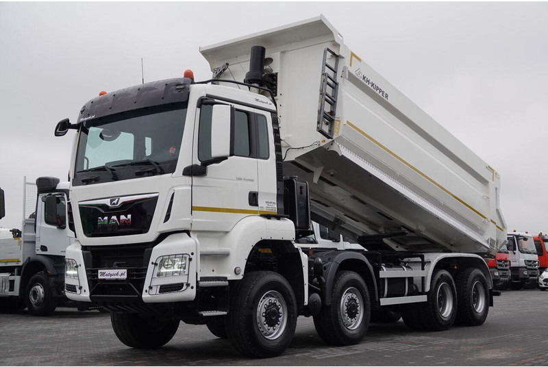 MAN TGS 41.460 / 8x8 / WYWROTKA TYLNOZSYP / MANUAL / KH-KIPPER / EUR - Camion benne: photos 2 MAN TGS 41.460 / 8x8 / WYWROTKA TYLNOZSYP / MANUAL / KH-KIPPER / EUR - Camion benne: photos 2