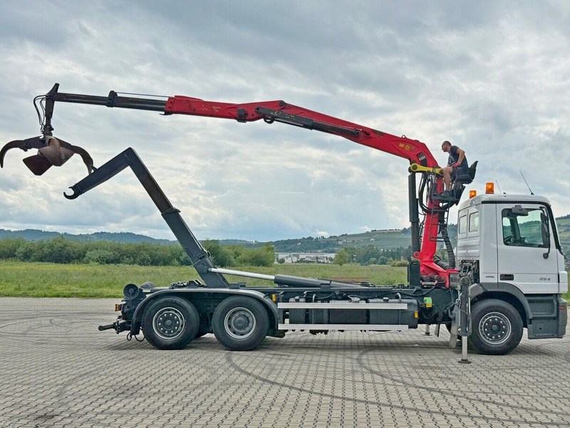 Mercedes-Benz ACTROS 2541 ABROLLKIPPER EPSILON E140Z81 TOP - Camion ampliroll, Camion grue: photos 5 Mercedes-Benz ACTROS 2541 ABROLLKIPPER EPSILON E140Z81 TOP - Camion ampliroll, Camion grue: photos 5