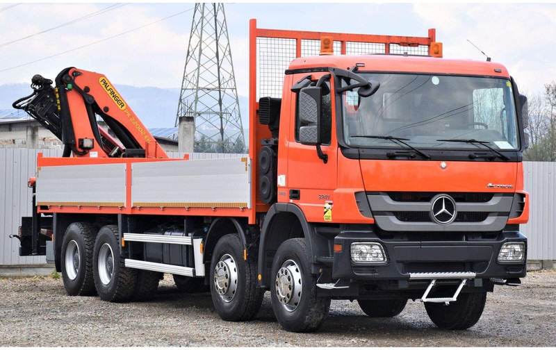 Mercedes-Benz ACTROS 3241 - Camion plateau, Camion grue: photos 4 Mercedes-Benz ACTROS 3241 - Camion plateau, Camion grue: photos 4