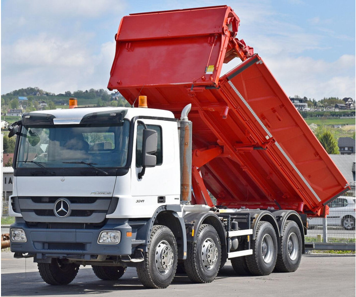 Mercedes-Benz ACTROS 3241 Kipper 5,70m + BORDMATIC / 8x4 - Camion benne: photos 3 Mercedes-Benz ACTROS 3241 Kipper 5,70m + BORDMATIC / 8x4 - Camion benne: photos 3
