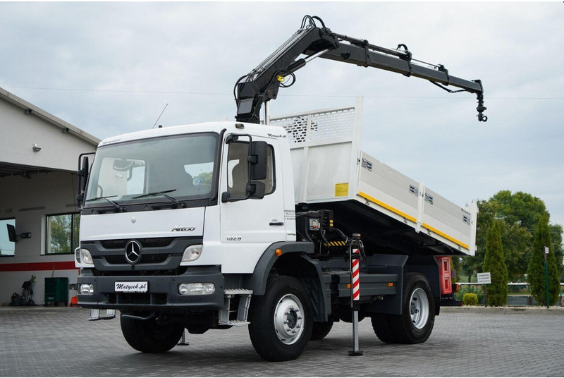 Mercedes-Benz ATEGO 1629 / 4x4 / WYWROTKA + HDS HIAB 111 B-3 / PILOT / ROTAT - Camion benne, Camion grue: photos 2 Mercedes-Benz ATEGO 1629 / 4x4 / WYWROTKA + HDS HIAB 111 B-3 / PILOT / ROTAT - Camion benne, Camion grue: photos 2