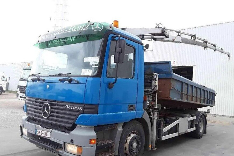 Mercedes-Benz Actros 1835 - Camion plateau, Camion grue: photos 5 Mercedes-Benz Actros 1835 - Camion plateau, Camion grue: photos 5