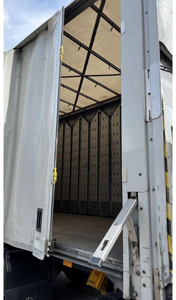 Mercedes-Benz Actros 1845 - Camion à rideaux coulissants: photos 3 Mercedes-Benz Actros 1845 - Camion à rideaux coulissants: photos 3