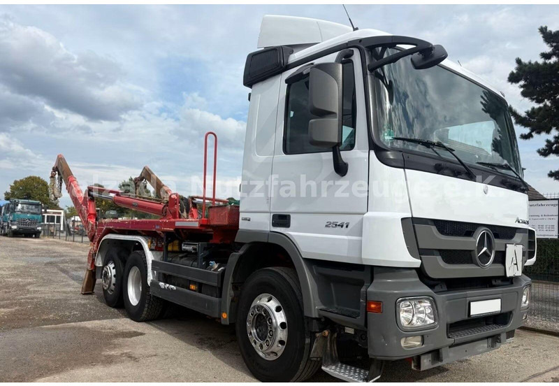 Mercedes-Benz Actros 2541 - Meiller AK 16 T Absetzkipper - Camion multibenne: photos 4 Mercedes-Benz Actros 2541 - Meiller AK 16 T Absetzkipper - Camion multibenne: photos 4