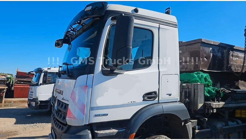 Mercedes-Benz Arocs 1835 - Meiller Absetzkipper - Camion multibenne: photos 3 Mercedes-Benz Arocs 1835 - Meiller Absetzkipper - Camion multibenne: photos 3