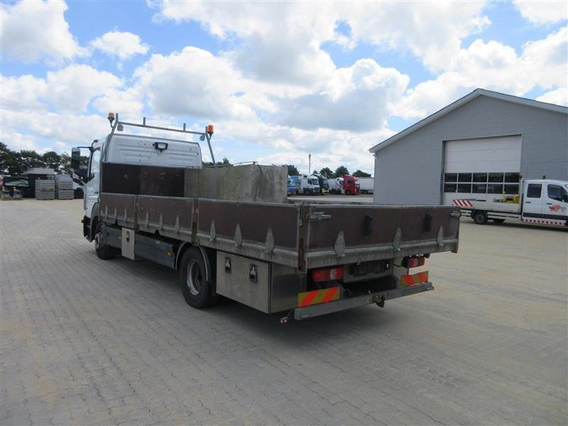 Mercedes-Benz Atego 1224 LNR - Camion plateau, Camion grue: photos 3 Mercedes-Benz Atego 1224 LNR - Camion plateau, Camion grue: photos 3