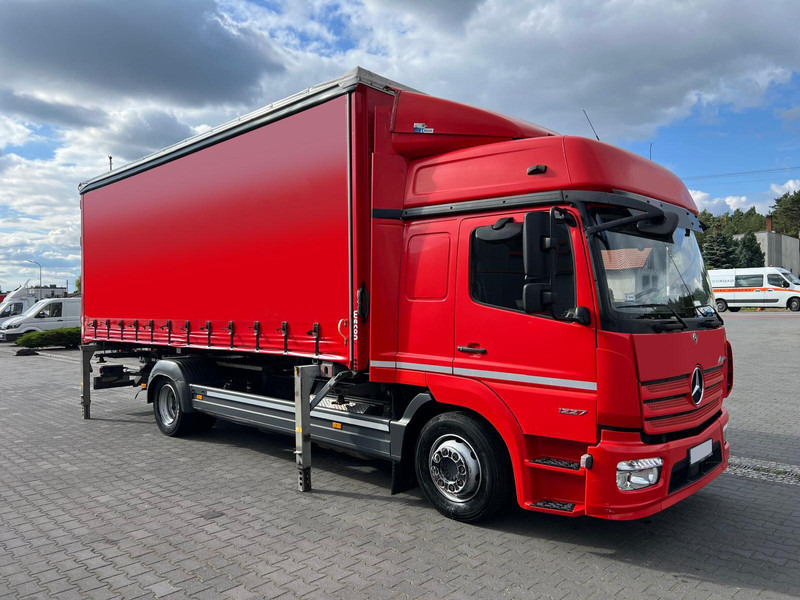 Mercedes-Benz Atego 1227 CURTAIN PLANE BDF SWAP CHASSIS WECHSELFAHRGESTELL - Camion à rideaux coulissants: photos 5 Mercedes-Benz Atego 1227 CURTAIN PLANE BDF SWAP CHASSIS WECHSELFAHRGESTELL - Camion à rideaux coulissants: photos 5