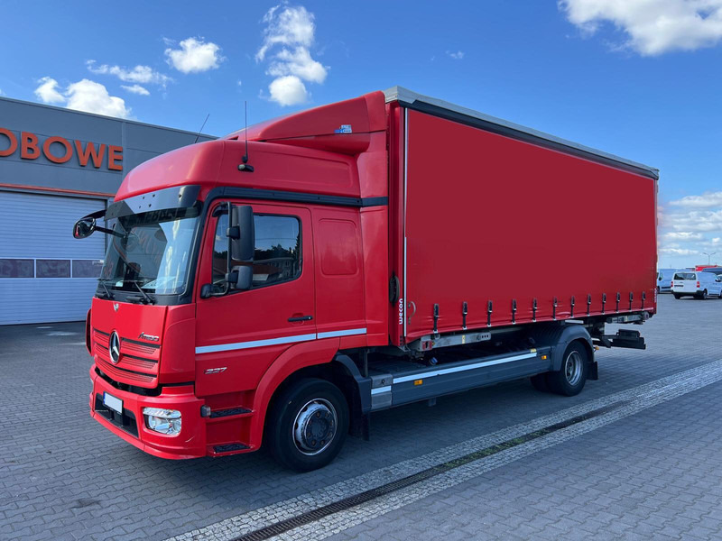 Mercedes-Benz Atego 1227 SWAP CHASSIS WECHSELFAHRGESTELL BDF CURTAIN PLANE 1.H - Camion à rideaux coulissants: photos 1 Mercedes-Benz Atego 1227 SWAP CHASSIS WECHSELFAHRGESTELL BDF CURTAIN PLANE 1.H - Camion à rideaux coulissants: photos 1