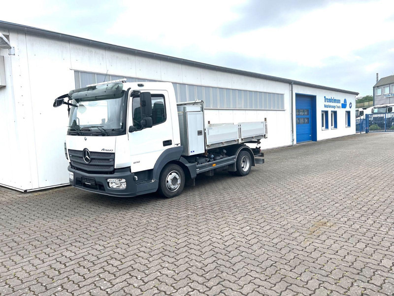 Mercedes-Benz Atego 3 8.18 4x2 3 Seiten Kipper - Camion benne: photos 4 Mercedes-Benz Atego 3 8.18 4x2 3 Seiten Kipper - Camion benne: photos 4