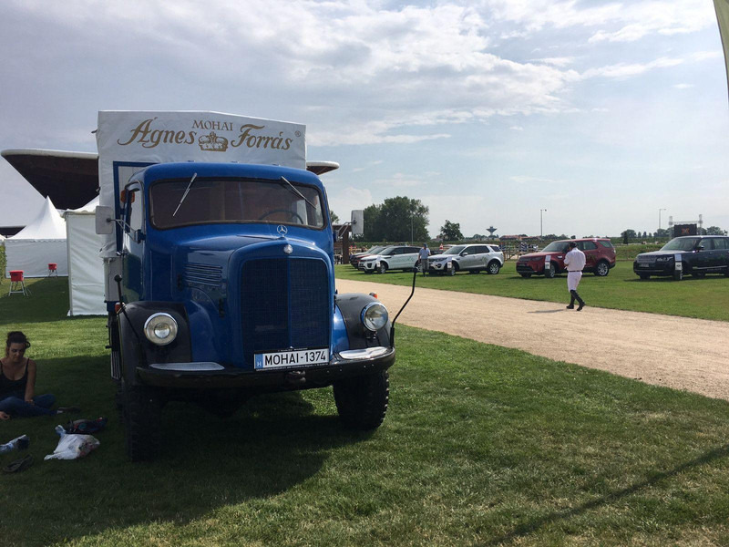 Mercedes-Benz LAF-311 - Camion fourgon: photos 3 Mercedes-Benz LAF-311 - Camion fourgon: photos 3