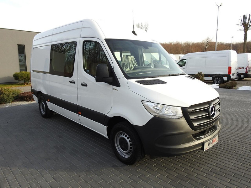 Mercedes-Benz SPRINTER 314 FURGON BRYGADÓWKA 6 MIEJSC TEMPOMAT KLIMATYZACJA - Minibus, Transport de personnes: photos 4 Mercedes-Benz SPRINTER 314 FURGON BRYGADÓWKA 6 MIEJSC TEMPOMAT KLIMATYZACJA - Minibus, Transport de personnes: photos 4