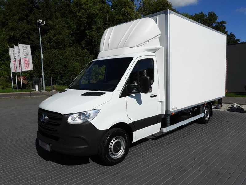 Fourgon grand volume Mercedes-Benz SPRINTER 315: photos 6