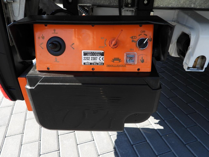 Fourgon grand volume Mercedes-Benz SPRINTER 315: photos 16