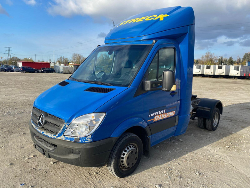 Mercedes-Benz Sprinter 519 - BE Mini Trekker - SZM - 3.5t - Tracteur routier BE: photos 2 Mercedes-Benz Sprinter 519 - BE Mini Trekker - SZM - 3.5t - Tracteur routier BE: photos 2