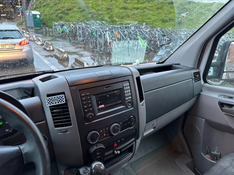 Mercedes-Benz Sprinter Koffer + Tail lift - Fourgon grand volume: photos 4 Mercedes-Benz Sprinter Koffer + Tail lift - Fourgon grand volume: photos 4