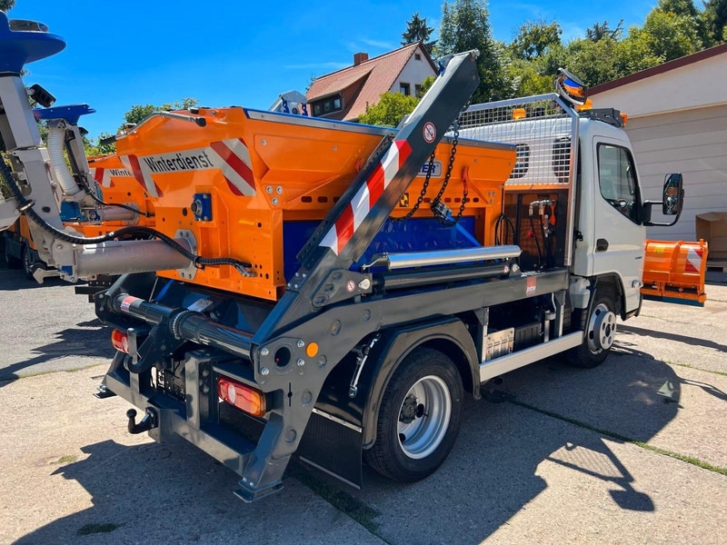 Mitsubishi Fuso Canter 6S15 - Skip loader truck - Camion multibenne: photos 3 Mitsubishi Fuso Canter 6S15 - Skip loader truck - Camion multibenne: photos 3