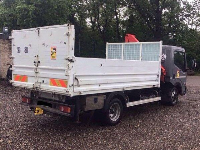 Nissan NT400 - Tipper+crane - Camion benne, Camion grue: photos 3 Nissan NT400 - Tipper+crane - Camion benne, Camion grue: photos 3