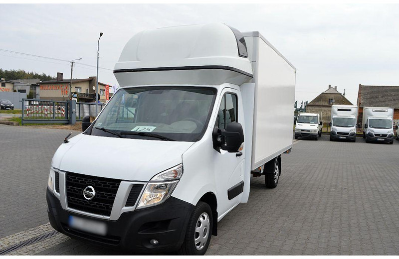 Nissan NV400 Container, Hen House, Registered - Fourgon grand volume: photos 1 Nissan NV400 Container, Hen House, Registered - Fourgon grand volume: photos 1
