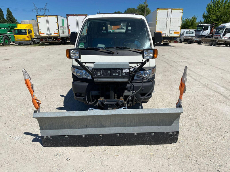 Piaggio Porter 1,2 d Pfau S90 - 4x4 - Tipper - snowplow - Utilitaire benne: photos 4 Piaggio Porter 1,2 d Pfau S90 - 4x4 - Tipper - snowplow - Utilitaire benne: photos 4