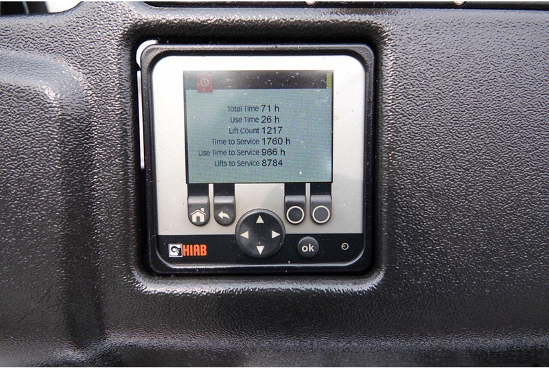 Renault C 380 / 6x2 / SKRZYNIOWY / HDS HIAB 138 B-3 WYSÓW 10,5 M / ROTAT - Camion à rideaux coulissants: photos 5 Renault C 380 / 6x2 / SKRZYNIOWY / HDS HIAB 138 B-3 WYSÓW 10,5 M / ROTAT - Camion à rideaux coulissants: photos 5