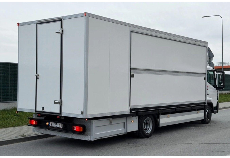 Renault D 7.5 Mobile Shop / Showroom - Camion fourgon: photos 3 Renault D 7.5 Mobile Shop / Showroom - Camion fourgon: photos 3