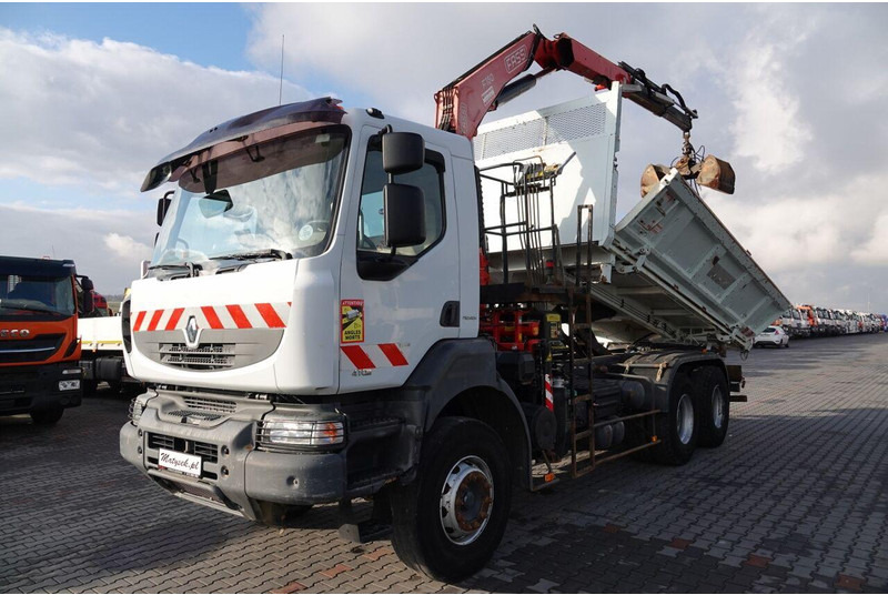 Renault KERAX 410 / 6x4 / WYWROTKA + HDS FASSI F150 / HYDROBURTA / BORDM - Camion benne, Camion grue: photos 2 Renault KERAX 410 / 6x4 / WYWROTKA + HDS FASSI F150 / HYDROBURTA / BORDM - Camion benne, Camion grue: photos 2