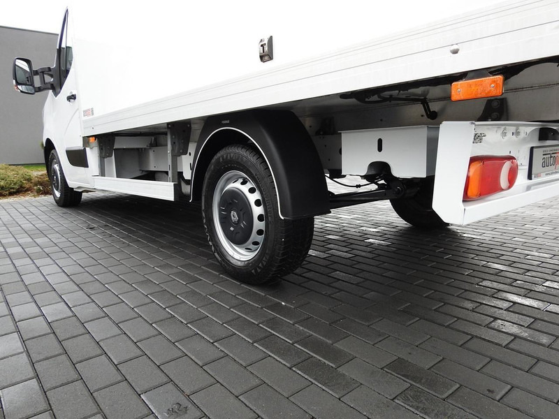 Utilitaire frigorifique Renault MASTER  CHŁODNIA KONTENER 0*C LEDY KLIMATYZACJA  145KM [ 405777: photos 17 Utilitaire frigorifique Renault MASTER  CHŁODNIA KONTENER 0*C LEDY KLIMATYZACJA  145KM [ 405777: photos 17