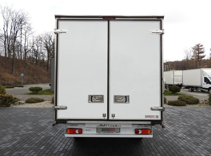 Utilitaire frigorifique Renault MASTER  CHŁODNIA KONTENER 0*C LEDY KLIMATYZACJA  145KM [ 405777: photos 11 Utilitaire frigorifique Renault MASTER  CHŁODNIA KONTENER 0*C LEDY KLIMATYZACJA  145KM [ 405777: photos 11