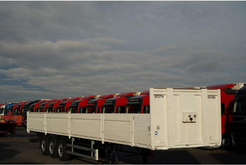 Semi-remorque plateau Samro: photos 10 Semi-remorque plateau Samro: photos 10