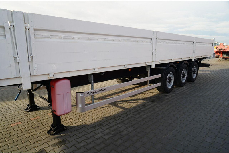 Semi-remorque plateau Samro: photos 12 Semi-remorque plateau Samro: photos 12