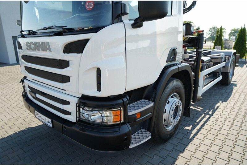 Camion benne Scania P 280 / 4X2 / SIŁOWNIK DO WYWROTU / + HDS HMF 635 / UDŹWIG 1 500: photos 12 Camion benne Scania P 280 / 4X2 / SIŁOWNIK DO WYWROTU / + HDS HMF 635 / UDŹWIG 1 500: photos 12