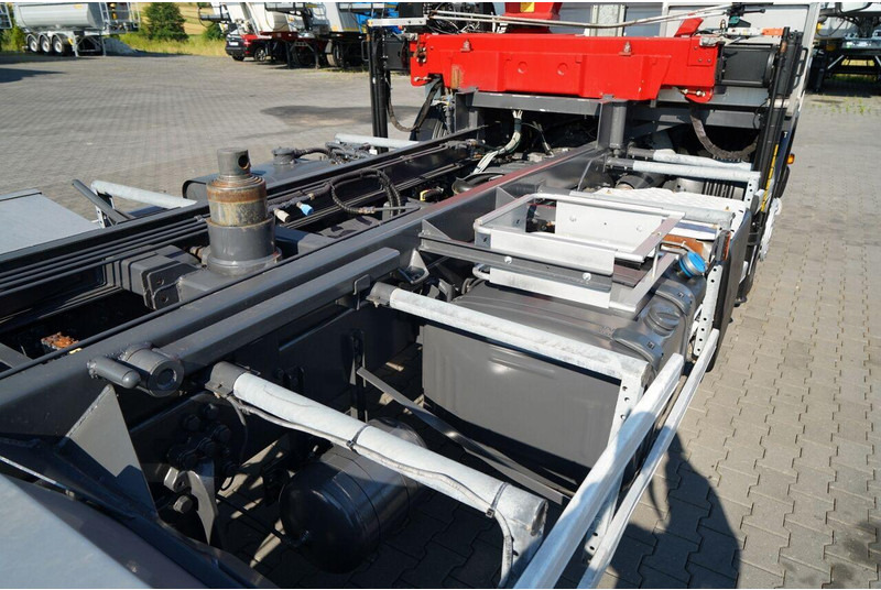 Camion benne Scania P 280 / 4X2 / SIŁOWNIK DO WYWROTU / + HDS HMF 635 / UDŹWIG 1 500: photos 18 Camion benne Scania P 280 / 4X2 / SIŁOWNIK DO WYWROTU / + HDS HMF 635 / UDŹWIG 1 500: photos 18