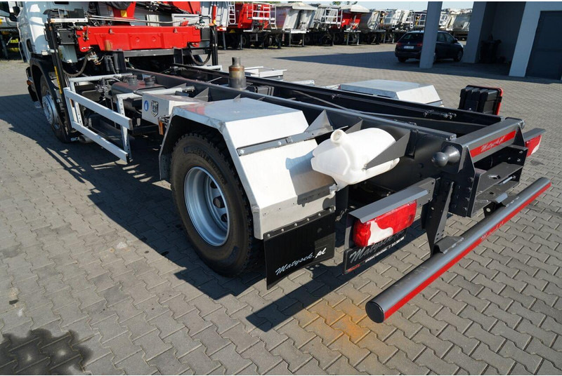 Camion benne Scania P 280 / 4X2 / SIŁOWNIK DO WYWROTU / + HDS HMF 635 / UDŹWIG 1 500: photos 16 Camion benne Scania P 280 / 4X2 / SIŁOWNIK DO WYWROTU / + HDS HMF 635 / UDŹWIG 1 500: photos 16