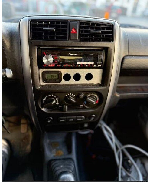 SUV Suzuki Jimny 1.3 4x4 ALLGRIP + Snow Plow: photos 13