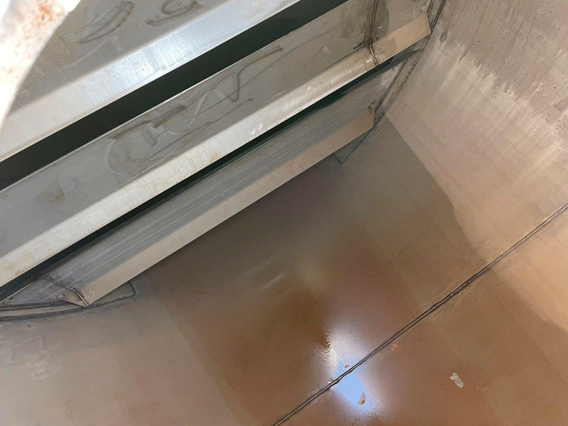 Tatra 815 6x6 Vízszállító Tartálykocsi - Camion citerne: photos 5 Tatra 815 6x6 Vízszállító Tartálykocsi - Camion citerne: photos 5