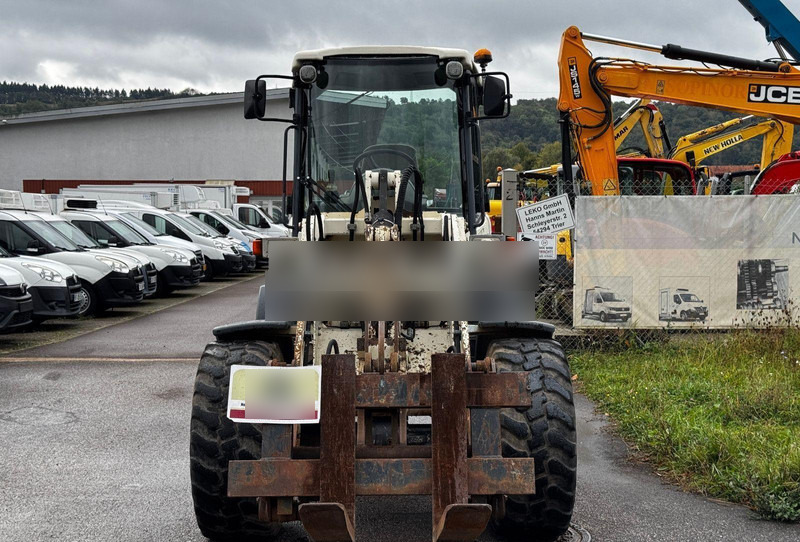 Terex TL 100 - Chargeuse sur pneus: photos 3 Terex TL 100 - Chargeuse sur pneus: photos 3