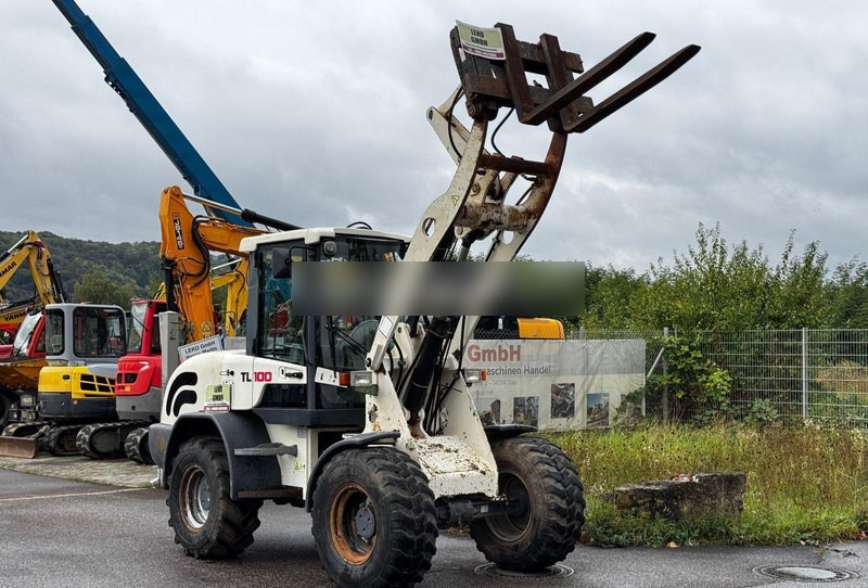 Terex TL 100 - Chargeuse sur pneus: photos 2 Terex TL 100 - Chargeuse sur pneus: photos 2