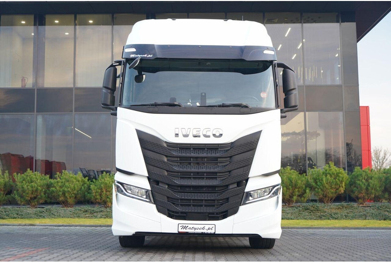 Iveco S-WAY / 530 / RETARDER / I-PARK COOL / - Tracteur routier: photos 3 Iveco S-WAY / 530 / RETARDER / I-PARK COOL / - Tracteur routier: photos 3