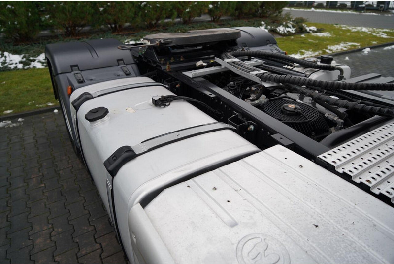 Tracteur routier MAN TGX 18.470 / 4x4 / HYDRAULIKA / HYDRODRIVE / OPONY 100% / NAVI R: photos 17 Tracteur routier MAN TGX 18.470 / 4x4 / HYDRAULIKA / HYDRODRIVE / OPONY 100% / NAVI R: photos 17