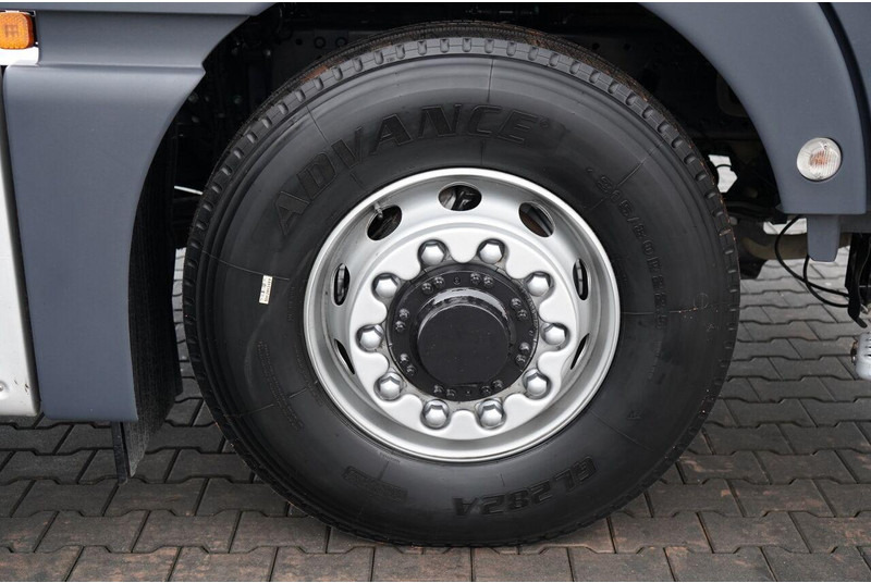 Tracteur routier MAN TGX 18.470 / 4x4 / HYDRAULIKA / HYDRODRIVE / OPONY 100% / NAVI R: photos 20 Tracteur routier MAN TGX 18.470 / 4x4 / HYDRAULIKA / HYDRODRIVE / OPONY 100% / NAVI R: photos 20